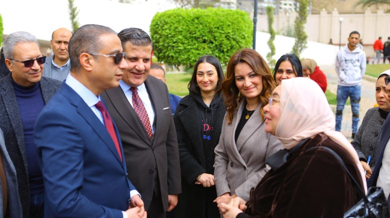 جانب من مبادرة صناع الخير