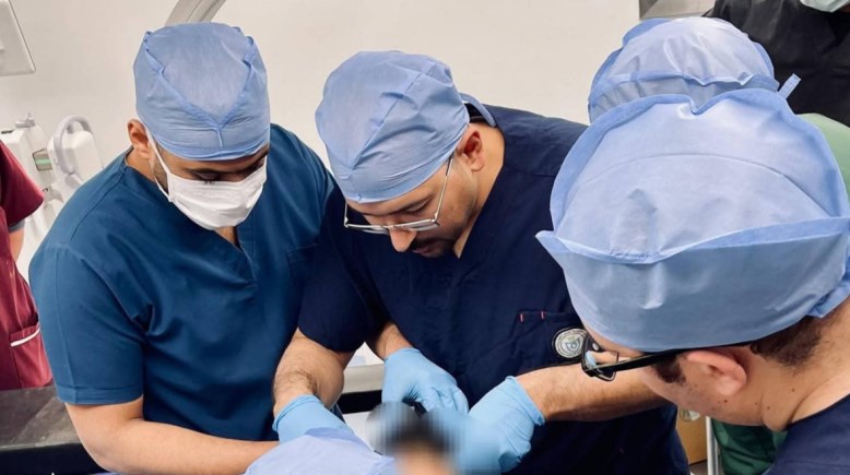 الطاقم الطبي 