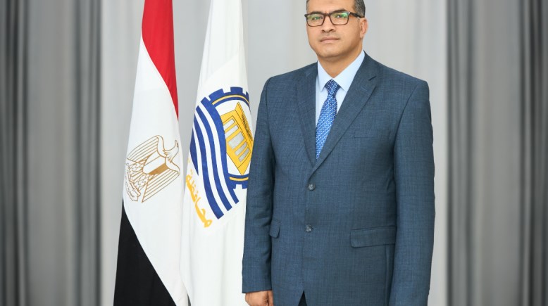 محافظ محافظ قنا مصطفى سليم 