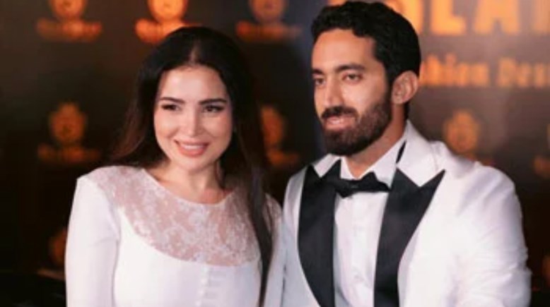 مي عز الدين وزوجها