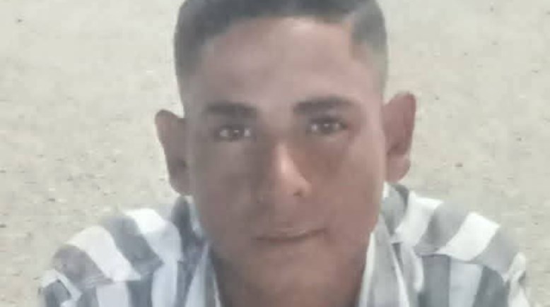 صورة الشاب المتوفي 