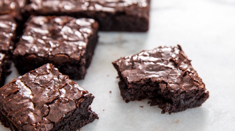 البراونيز بالتمر