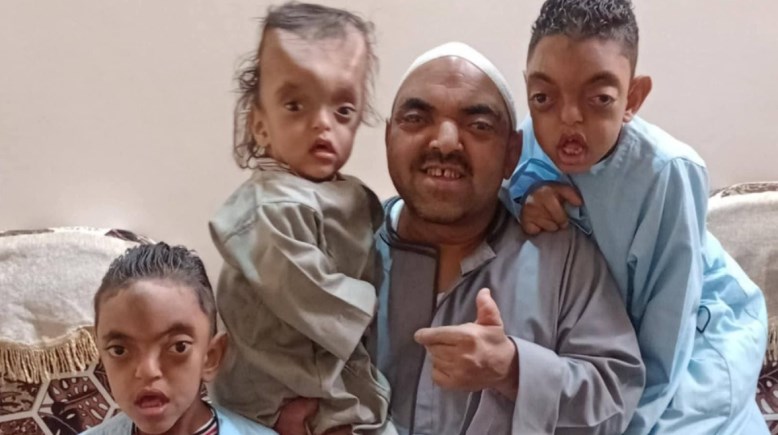 سخرية وانتقاد لصور أب بعد نشره صور مع ابنائه