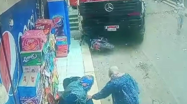 السيدتان المصابتان في واقعة دهس بالزقازيق