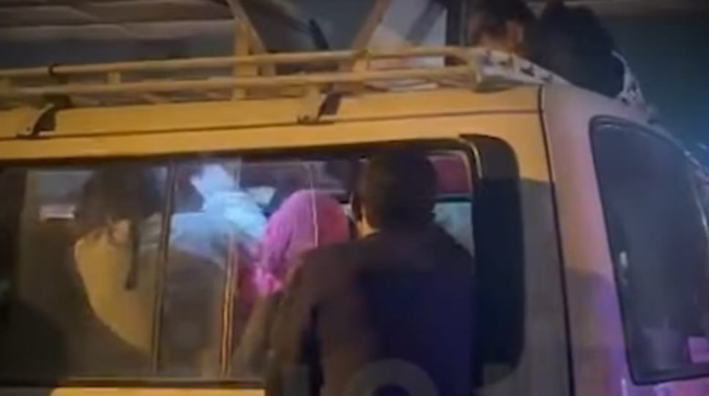 مشاجرة سيدات بموقف السيدة عائشة