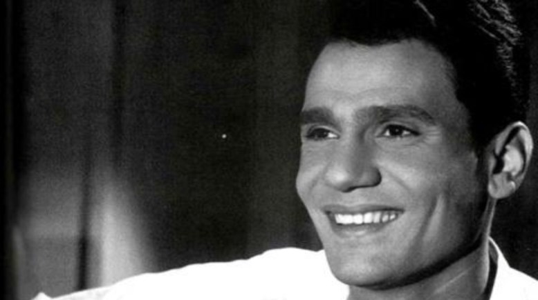 الفنان الراحل عبدالحليم حافظ 