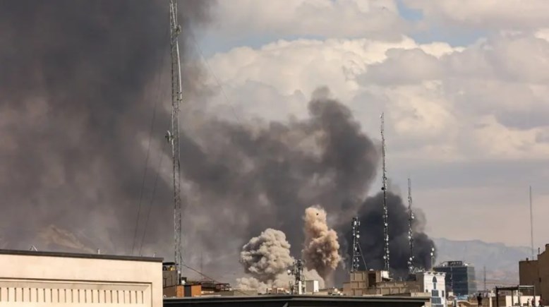 صورة متداولة للقصف الإسرائيلي الأمريكي على طهران