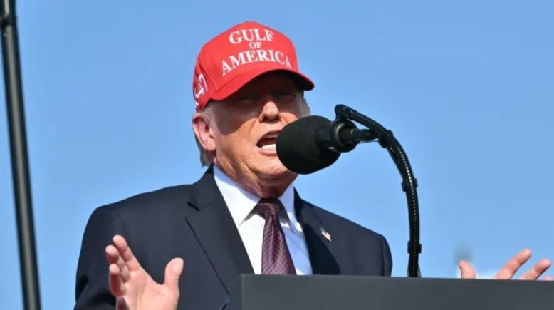 الرئيس الأمريكي دونالد ترامب