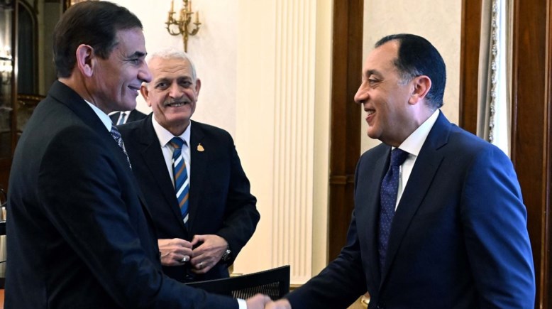 رئيس الوزراء ورئيس الهيئة البرلمانية لحزب الوفد