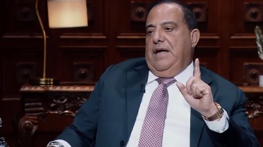 رحل الأعمال عاطف واصف