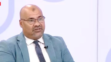 الدكتور عامر حسن رئيس رابطة التعليم المفتوح