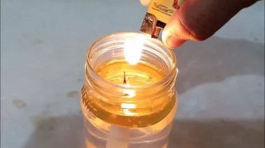 تصنيع شمعة بالمنزل 