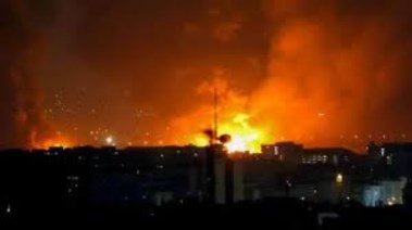 غارات جوية على إيران