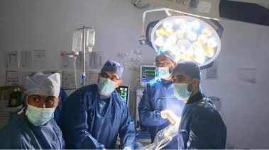 الطاقم الطبي 