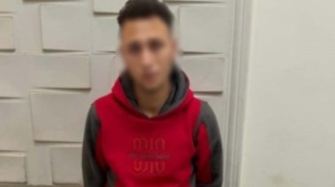 المتهم بعد ضبطه 