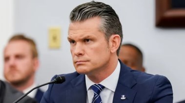 وزير الدفاع الأمريكي، بيت هيجسيث