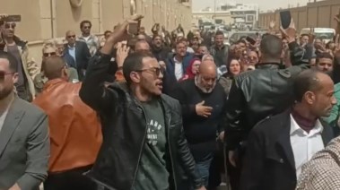 تجمع الآباء بمحيط مجلس الدولة بالرحاب