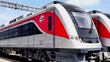 القطار الكهربائي _ أرشيفية 