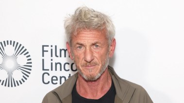 الممثل شون بن