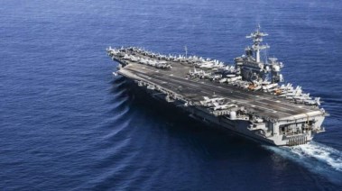 حاملة الطائرات الأمريكية يو إس إس أبراهام لينكولن