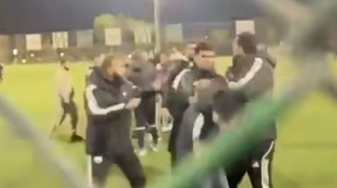 أزمة مباراة الأهلي وزد 