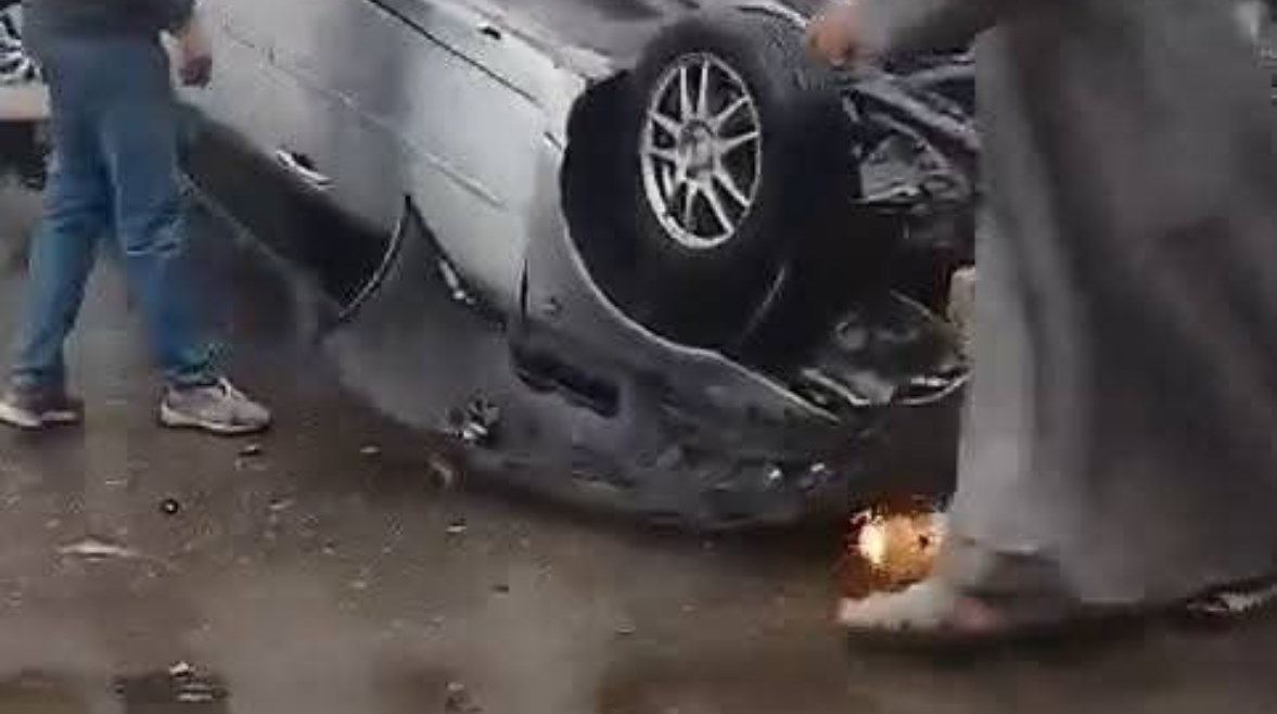 انقلاب سيارة ملاكي بمحور حسب الله الكفراوي بالمعادي 