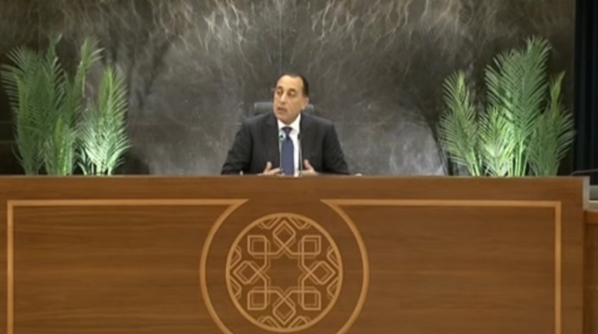  رئيس مجلس الوزراء