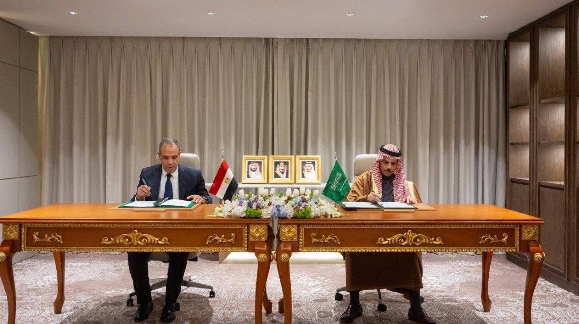 وزير الخارجية ونظيره السعودي