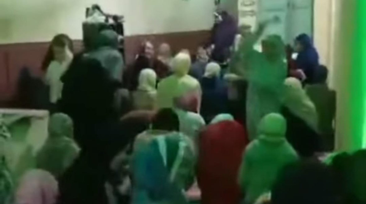 خناقة سيدات في صلاة التراويح داخل مسجد بالبحيرة