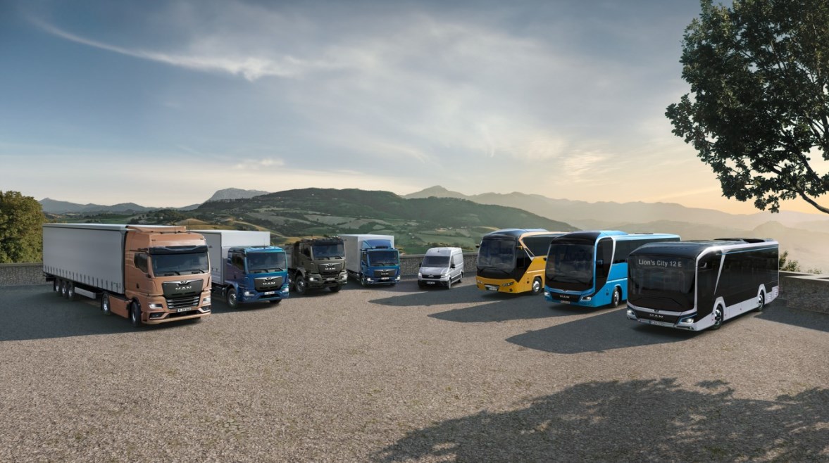 حافلات وشاحنات MAN