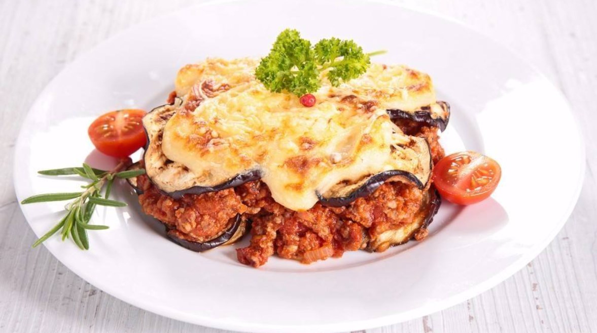 مسقعة بالبشاميل