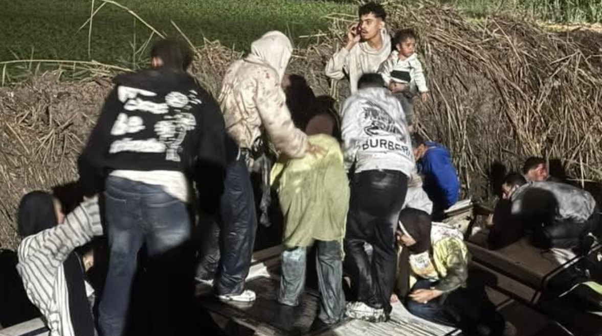 حادث انقلاب سيارة في ترعة بالبراجيل