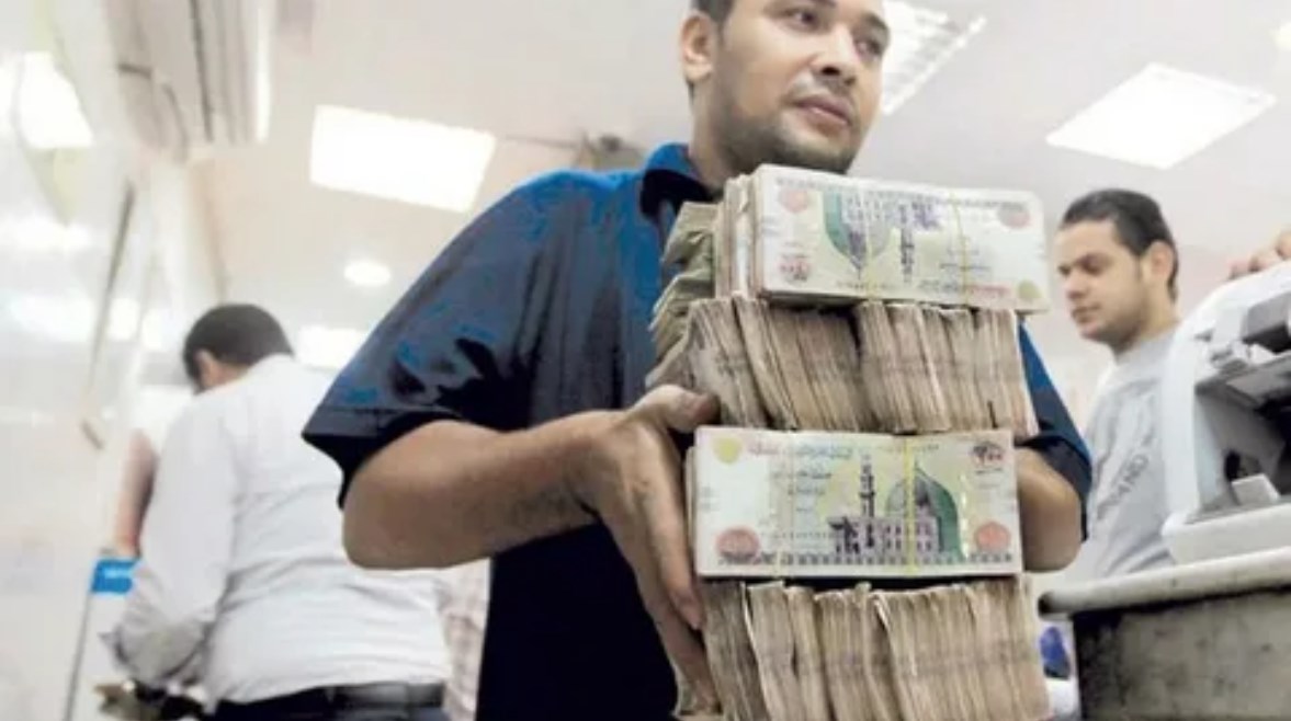 موعد صرف مرتبات شهر أبريل 2026 