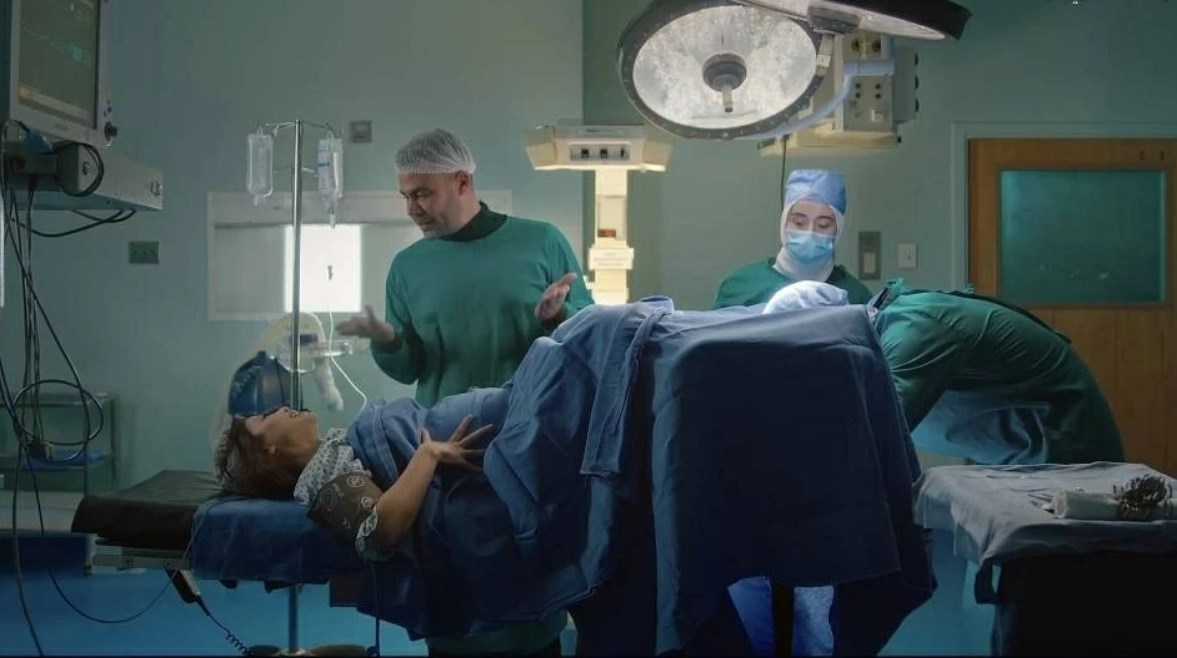 مشهد الولادة مسلسل الكينج