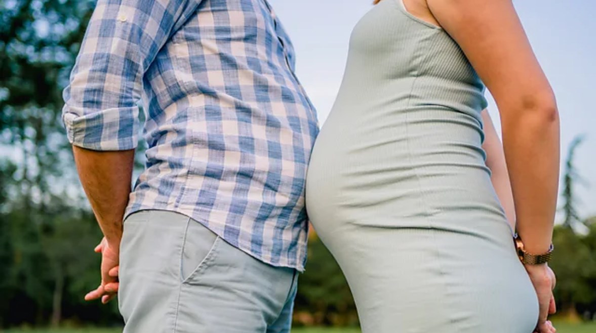 آلام الحمل عند الرجال