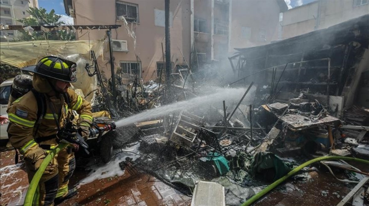 هجوم صاروخي يستهدف شمال ووسط إسرائيل وإصابات في حيفا