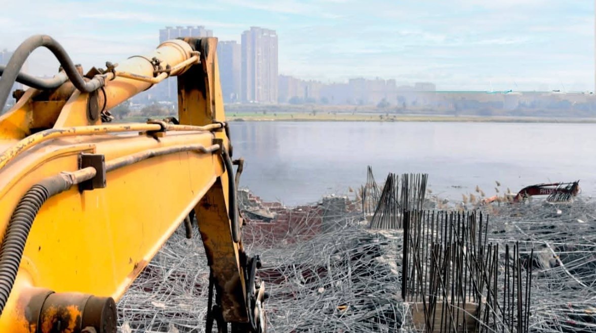 ازالة التعديات على نهر النيل