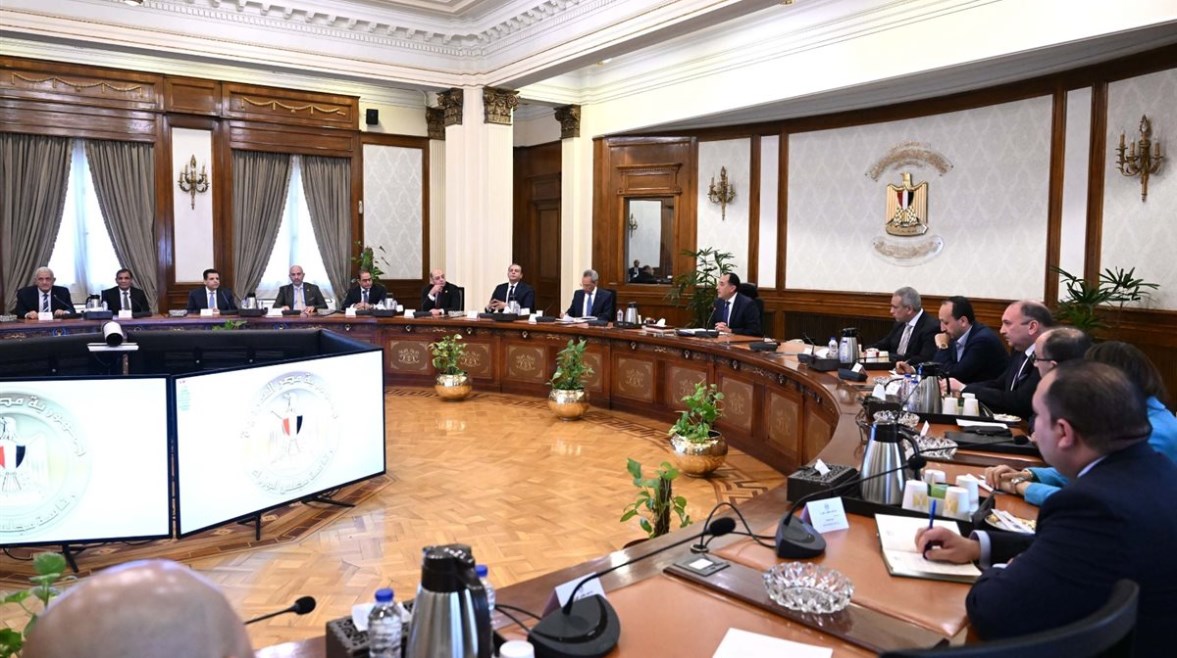 خلال اجتماع رئيس الوزراء مع رؤساء الهيئات البرلمانية في مجلس النواب 