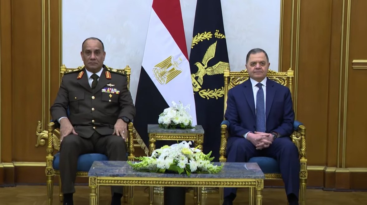 وزير الداخلية ووزير الدفاع 