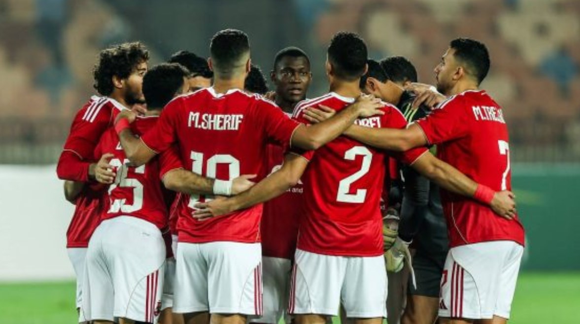 لاعبو الأهلي 