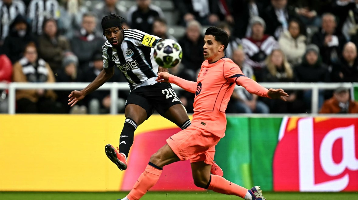 برشلونة - نيوكاسل 