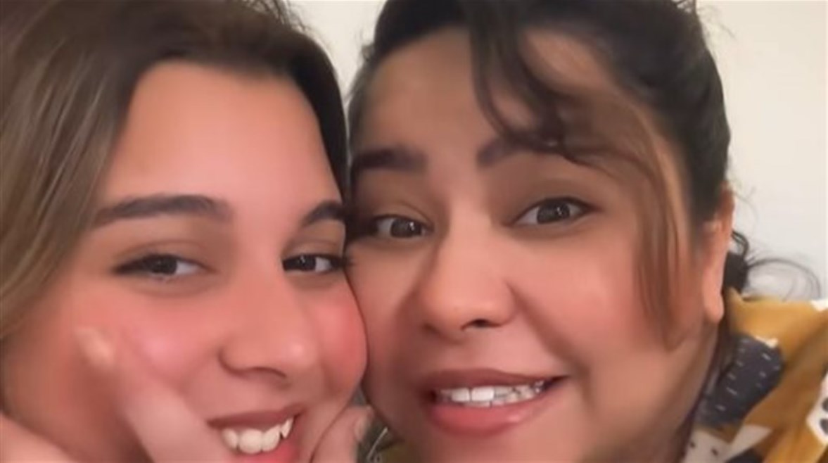  شيرين عبد الوهاب وابنتها هنا