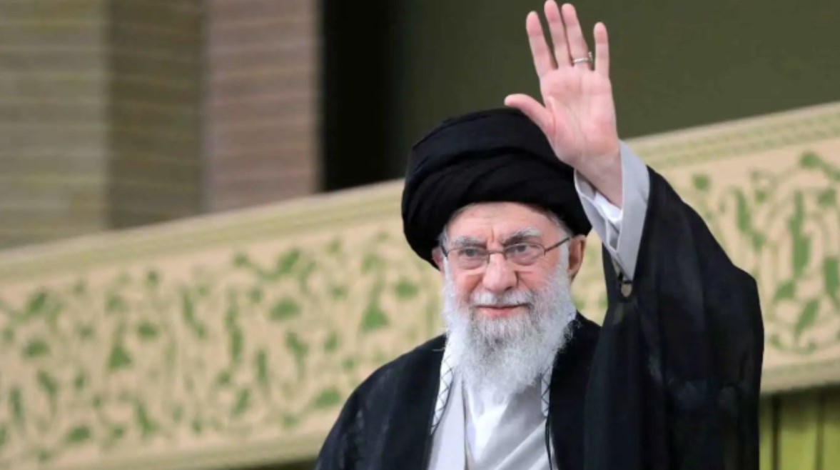 المرشد الإيراني الراحل علي خامنئي