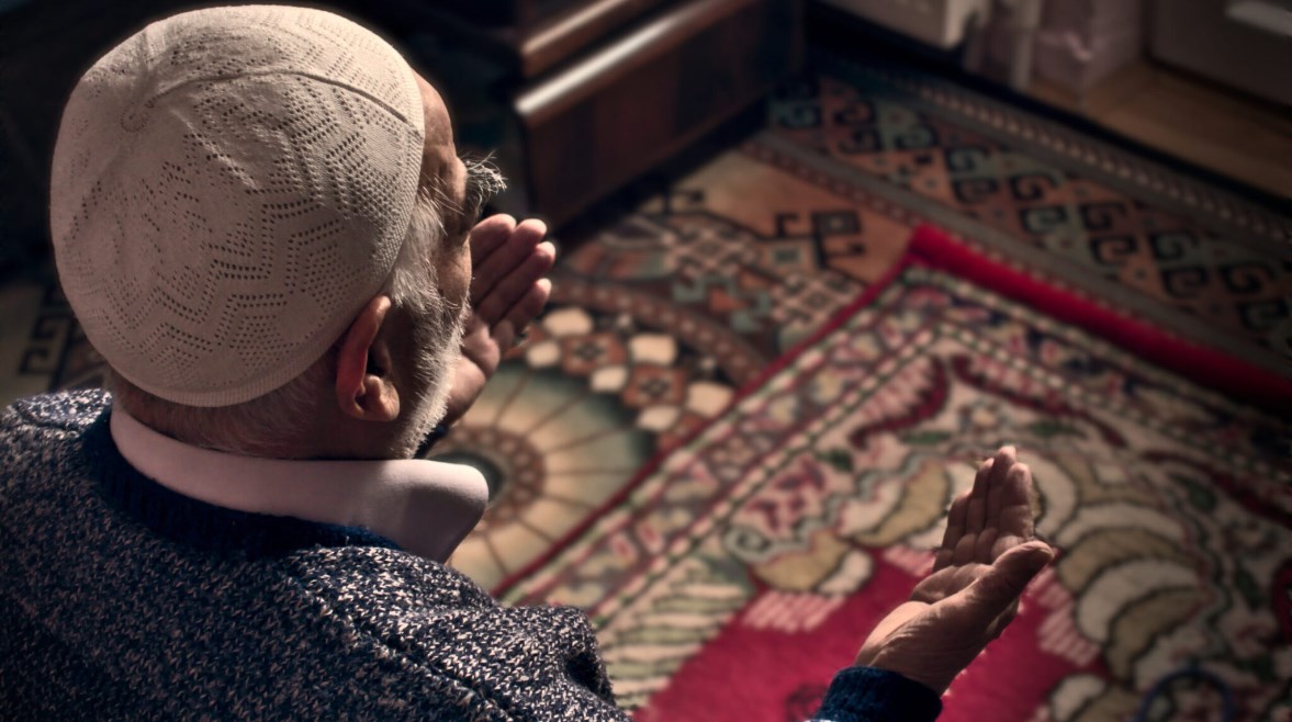 مواقيت الصلاة اليوم الواحد والعشرون من رمضان 2026 في مصر