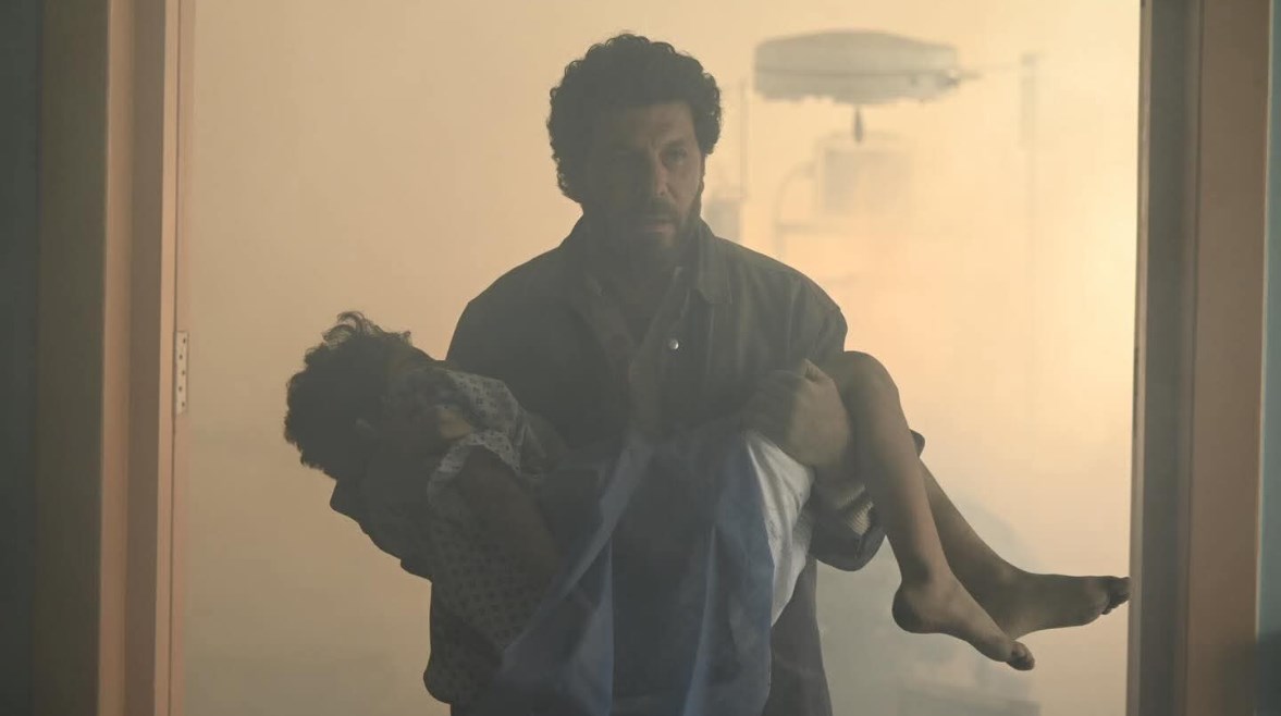 الطفل يونس وإياد نصار في مسلسل صحاب الأرض 