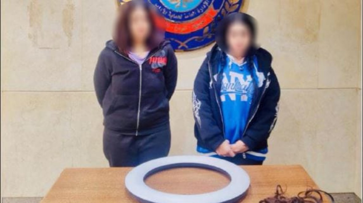  صانعتا محتوى بالخصوص