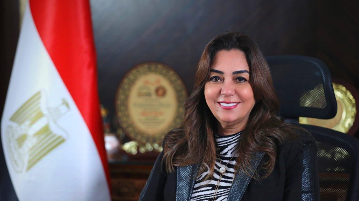 وزيرة التنمية المحلية والبيئة الدكتورة منال عوض