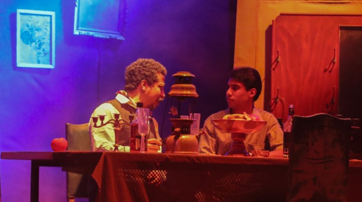 العرض المسرحي الكمامة