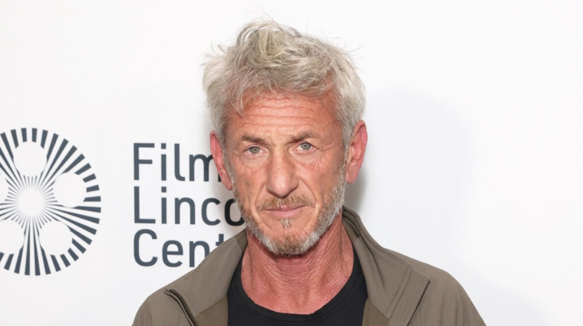 الممثل شون بن