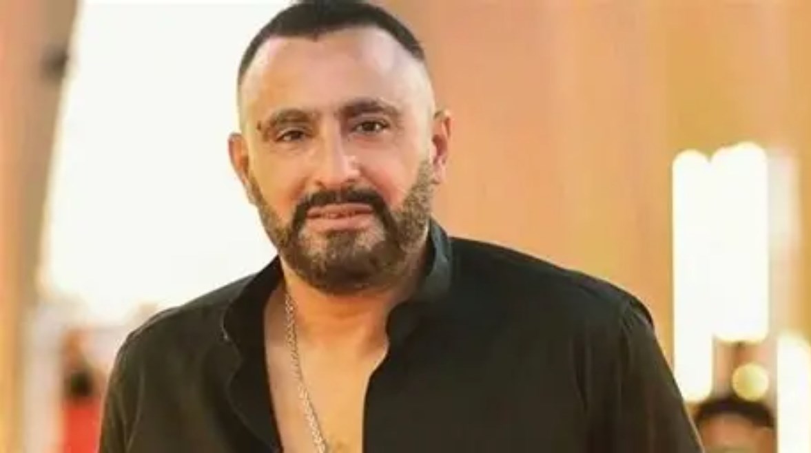 الفنان أحمد السقا 